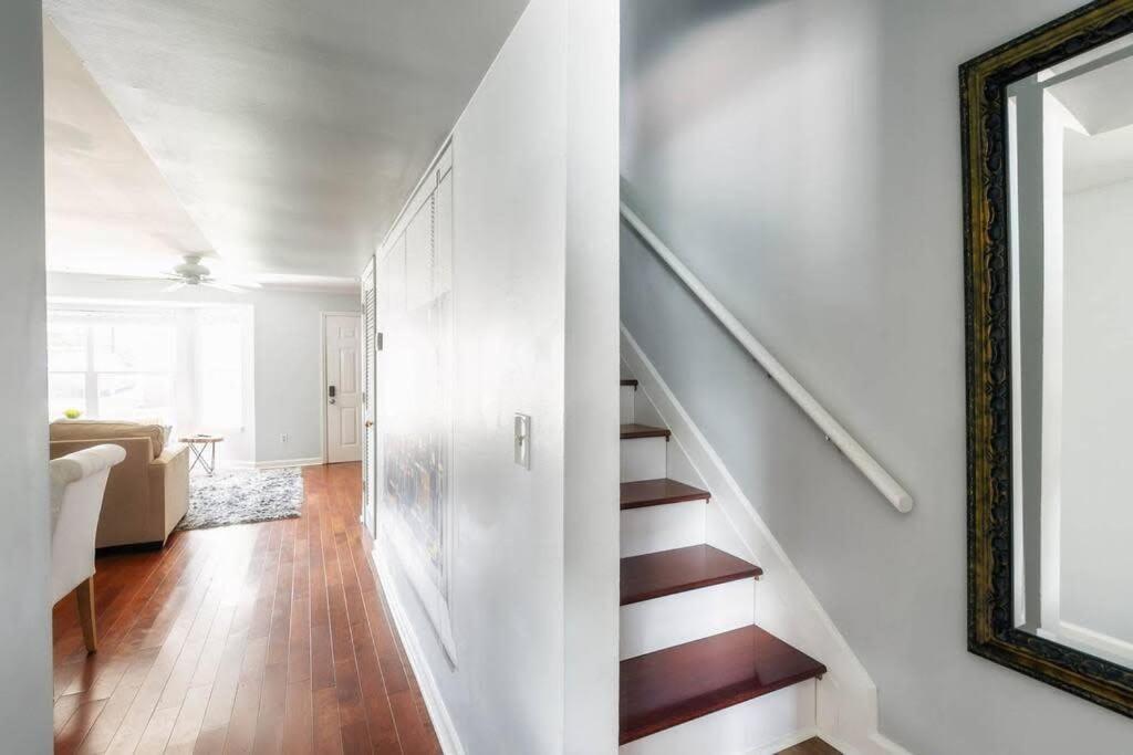 Walk To Broadway Charming Modern Historic Townhome Nashville Eksteriør bilde