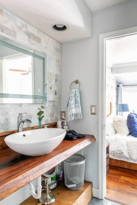 Walk To Broadway Charming Modern Historic Townhome Nashville Eksteriør bilde