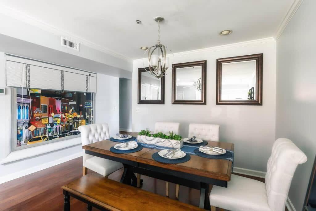 Walk To Broadway Charming Modern Historic Townhome Nashville Eksteriør bilde